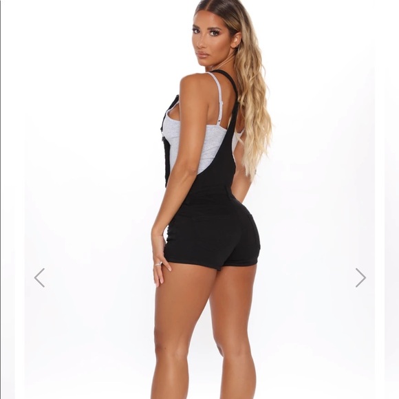 Fashion nova Victoria Distressed Shortalls - Picture 3 of 5